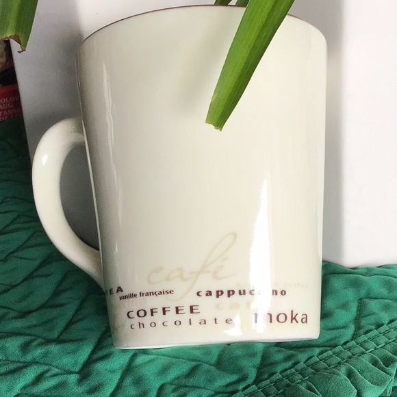 Tim Hortons. Mug - Picture 2 of 4